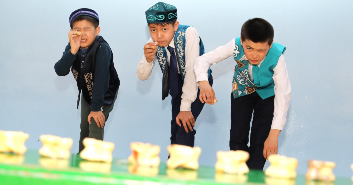 Ұлттық ойын асық 